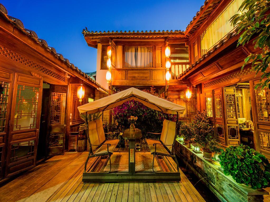 Old Tree Boutique Guesthouse 麗江市 エクステリア 写真