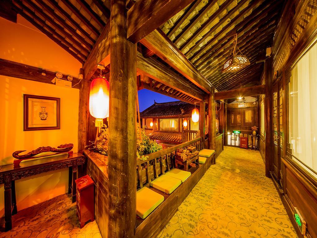 Old Tree Boutique Guesthouse 麗江市 エクステリア 写真