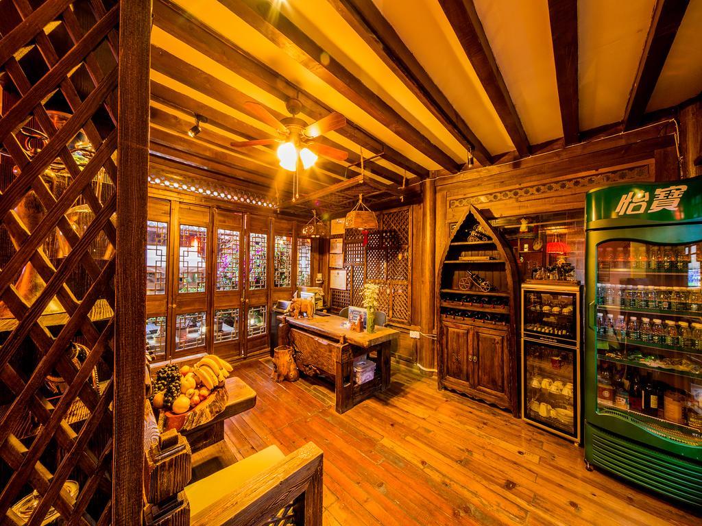 Old Tree Boutique Guesthouse 麗江市 エクステリア 写真