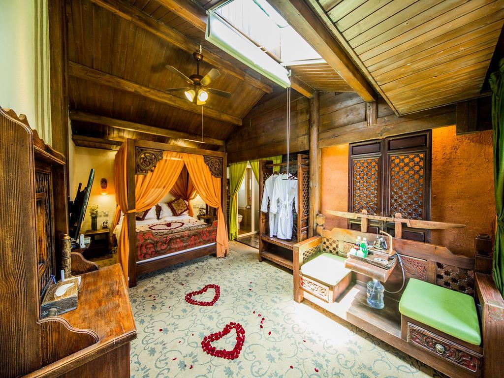 Old Tree Boutique Guesthouse 麗江市 エクステリア 写真