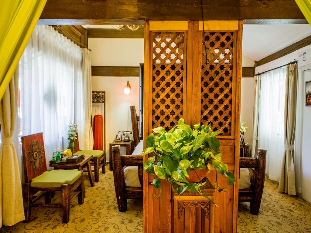 Old Tree Boutique Guesthouse 麗江市 エクステリア 写真