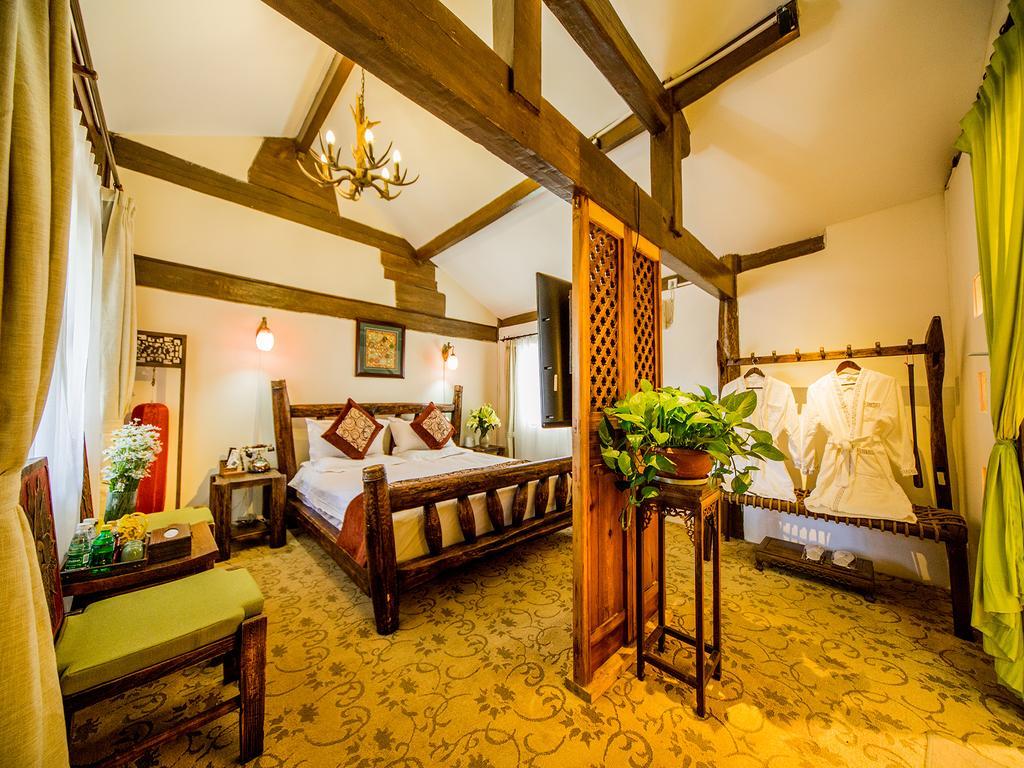 Old Tree Boutique Guesthouse 麗江市 エクステリア 写真