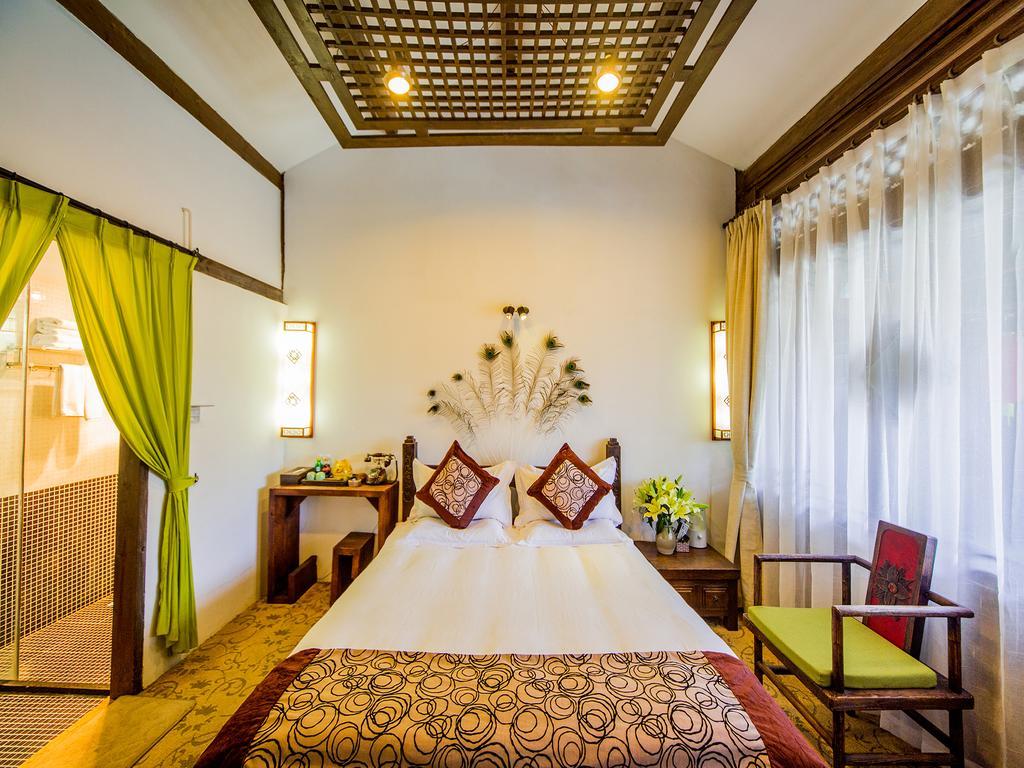 Old Tree Boutique Guesthouse 麗江市 エクステリア 写真